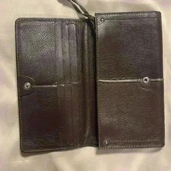 Chloe Wallet /w authenticity card and box - Picture 6 of 14